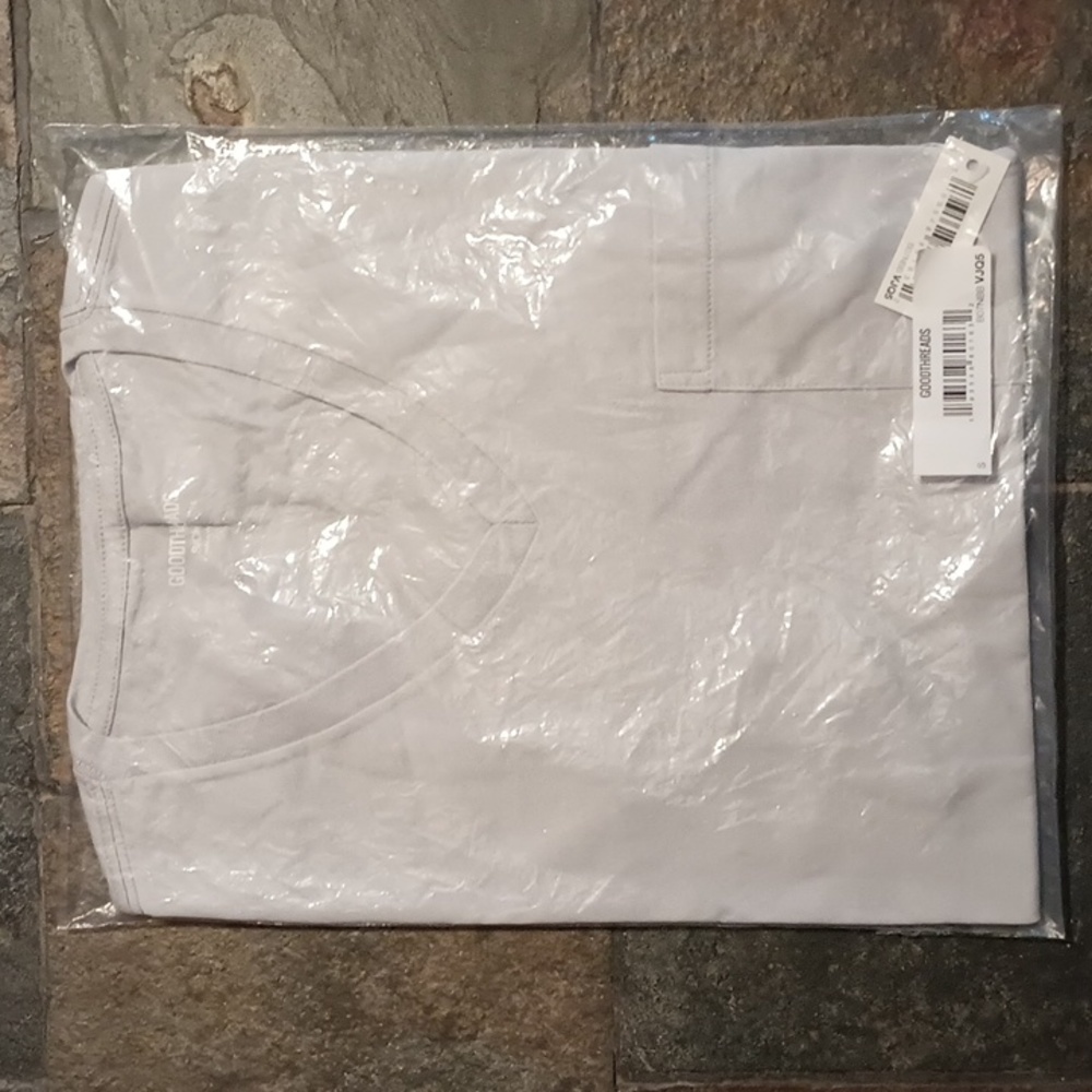 NWT Women's Short Sleeve Shirt